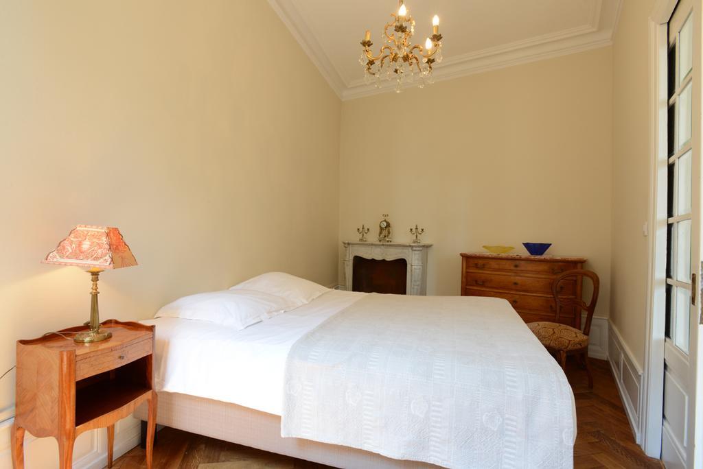 Les Appartements Saint Nicolas Colmar Exterior photo