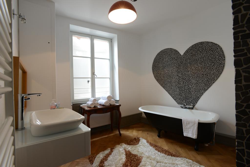 Les Appartements Saint Nicolas Colmar Exterior photo
